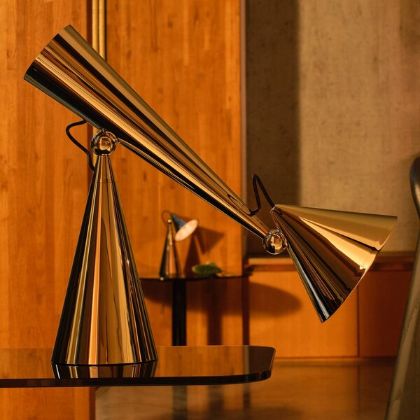 Tom Dixon LED stolní lampa Pose Task Light, zlatá, 41 cm, stmívatelný, Mosaz / zlato, Obývací pokoj / jídelna, Plast, Design