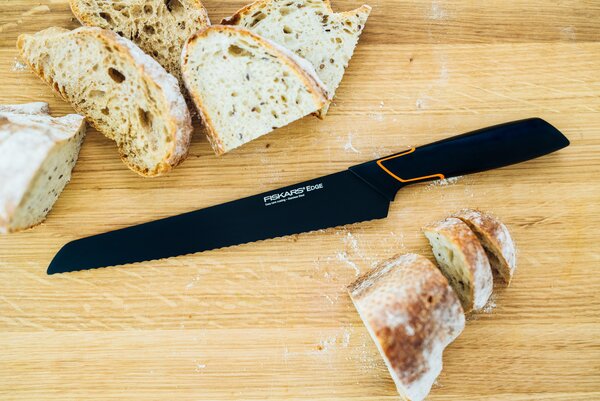 Nůž na pečivo Edge 23 cm
