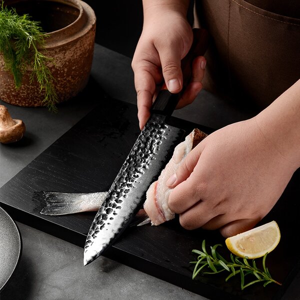 Šéfkuchařský nůž z japonské oceli SaKuRo Eben 19,8 cm