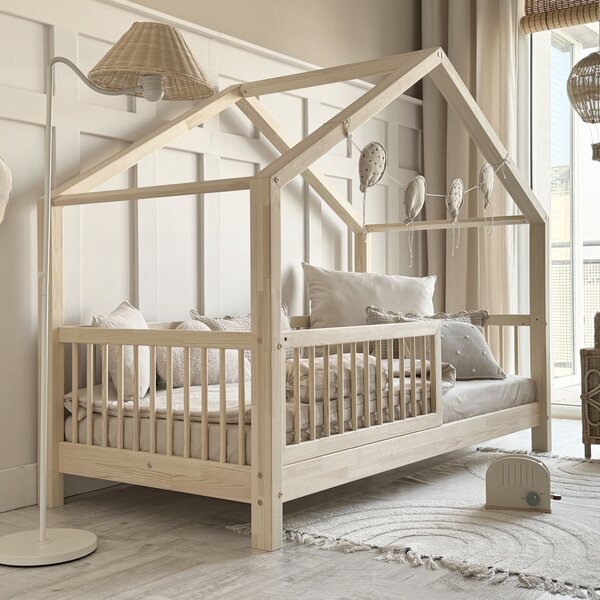Domečková postel Housebed Alto Velikost spací plochy: 180x90, Barva: bílá/bezbarvý lak