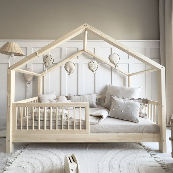 Domečková postel Housebed Alto Velikost spací plochy: 180x90, Barva: bílá/bezbarvý lak