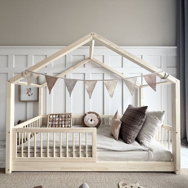 Domečková postel Housebed Alto Velikost spací plochy: 180x90, Barva: bílá/bezbarvý lak
