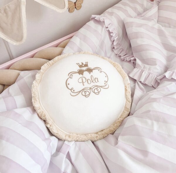 Polštářek s monogramem princezny