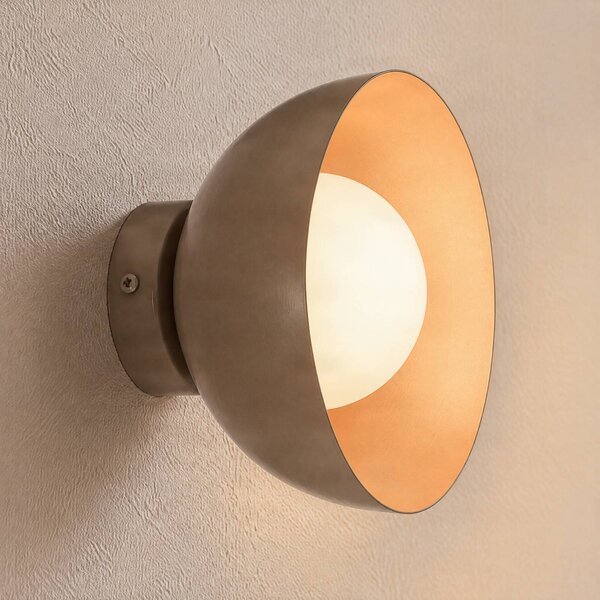 EMIBIG LIGHTING Nástěnné světlo Bibi K1, béžové, ocel/sklo, Ø 18 cm, stmívatelný, Krémová / jantar, Obývací pokoj / jídelna, Sklo, Moderní