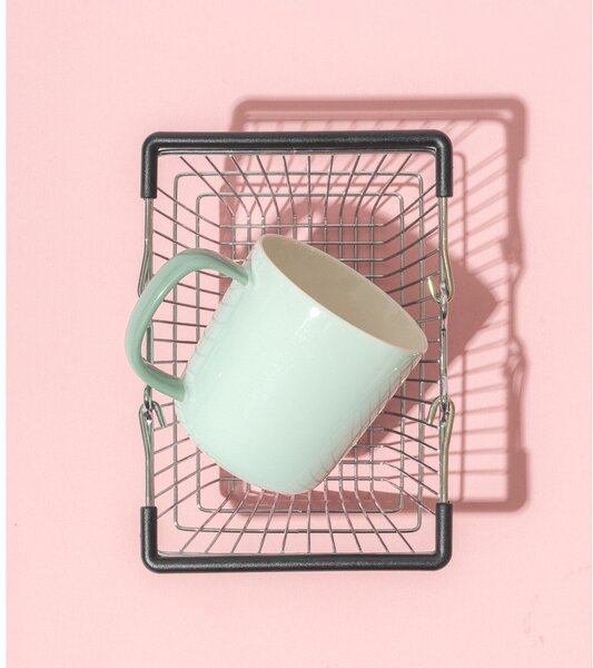 Modrý hrnek z kostního porcelánu 370 ml Mae – ONA