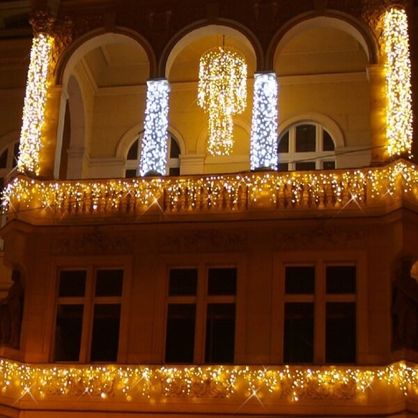 DECOLED Easy Fix venkovní LED rampouchy, světelné, 300 × 50 cm, teple bílá s FLASH, 114 diod, bílý kabel, IP67, prodlužovací