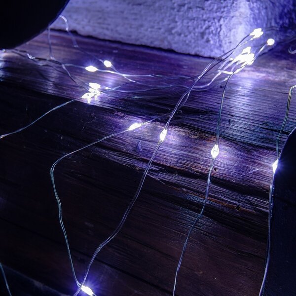 DECOLED LED světelný řetěz, kapičky, 12 pramenů × 1,5 m , venkovní, ledově bílá, 180 diod, stříbrný kabel, IP44, vč. zdroje