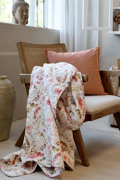Krémový bavlněný přehoz s květy Aix Quilt Wild Flowers - 130*180 cm - Chic Antique