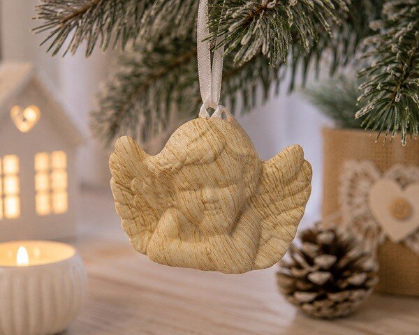 Andělíček keramický motiv dřevo 7*5cm 2009203