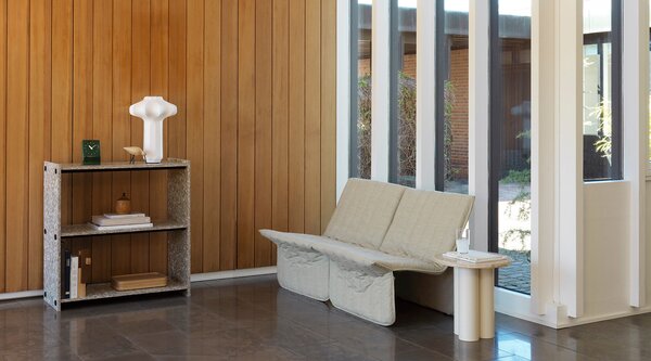 Normann Copenhagen designové knihovny Pap Small