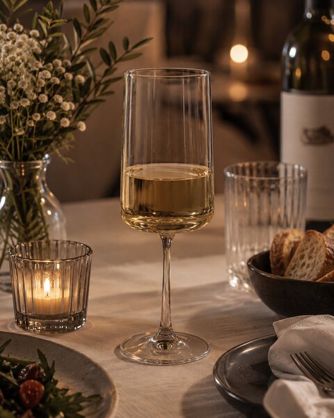 Ichendorf Milano designové sklenice na víno Pleats Wine Stemmed Glass