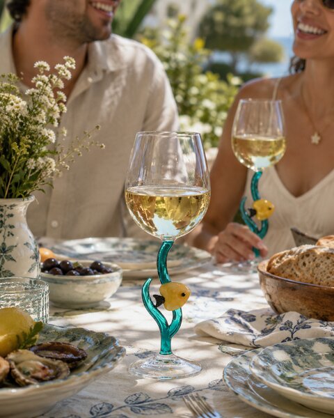 Ichendorf Milano designové sklenice na bílé víno Marine Garden Stemmed Glass Yellow Fish