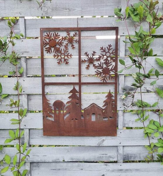 Závěsná dekorace do zahradu Okno se zimním motivem kovové rezavé 60 x 42 cm