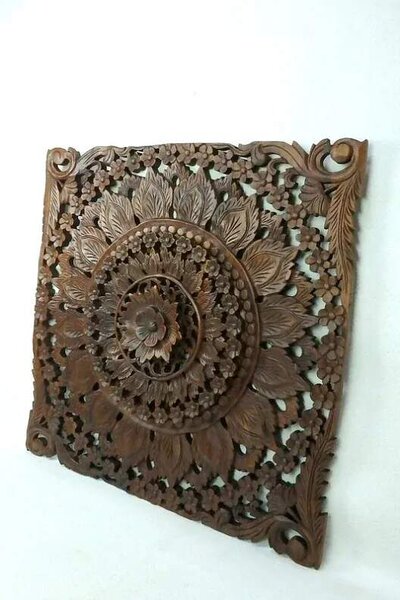 Závěsná dekorace MANDALA hranatá, LOTOS 3D, teakové dřevo (Masterpiece ruční práce)
