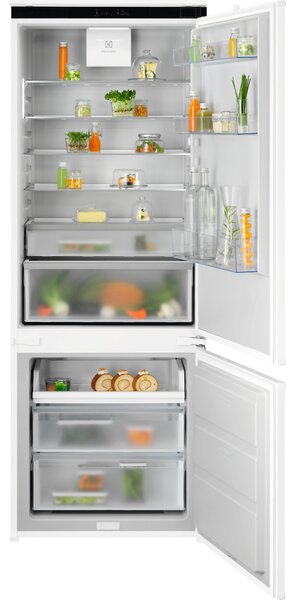Electrolux Vestavná chladnička s mrazákem 700 NoFrost CoolAssist® ENA7TE75S