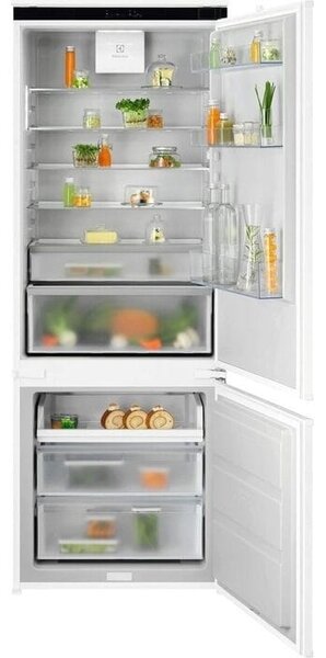 Electrolux Vestavná chladnička s mrazákem 700 NoFrost CoolAssist® ENA7TE75S