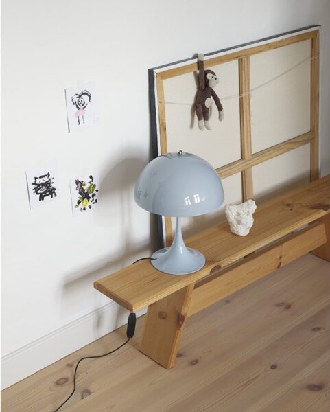 Stolní lampa Panthella 250 Opal "Pale Blue" Louis Poulsen