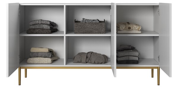 Moderní komoda Nicole 150 cm třídveřová s ryhovaným čelem - bílý mat / zlaté nožky
