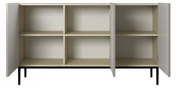 Moderní třídveřová komoda Nicole 150 cm s ryhovaným čelem - kašmír / černé nohy