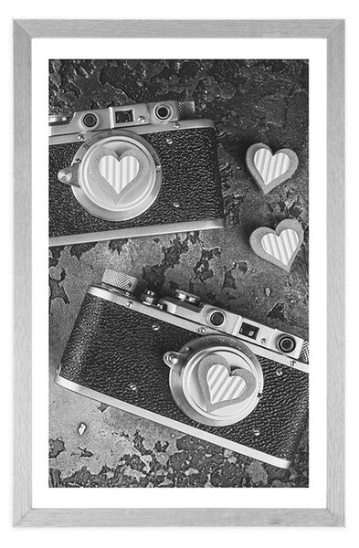 Plakát s paspartou dva retro fotoaparáty v černobílém provedení
