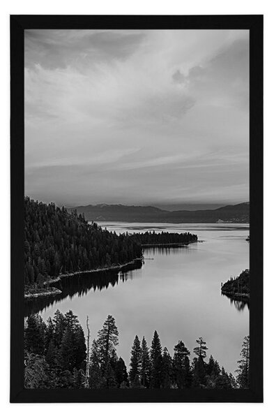 Plakát jezero při západu slunce v černobílém provedení