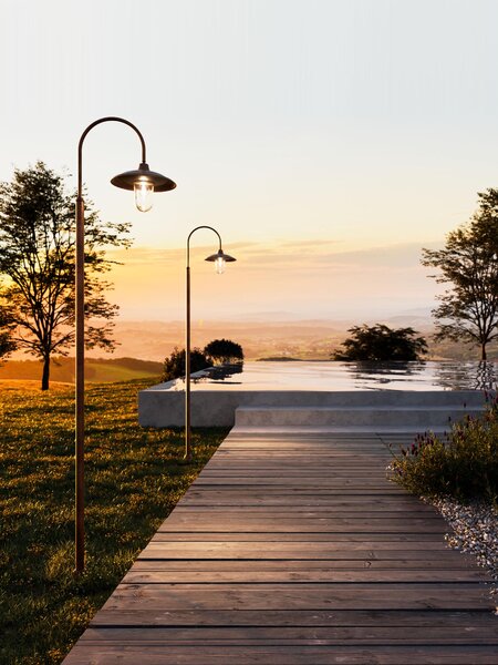 Il Fanale 301.D7.ORT Barchessa, stojací lampa v country stylu s čirým sklem, 1x15W LED E27, výška 245cm