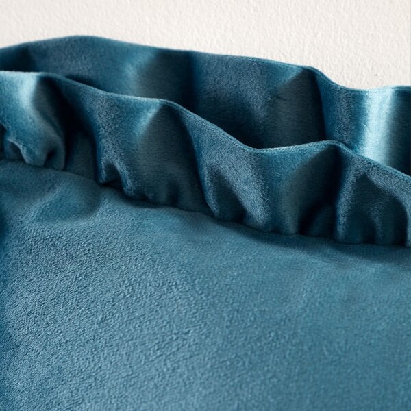 Sametový dekorační polštář 43x43 cm Velvet Double Frill – Catherine Lansfield