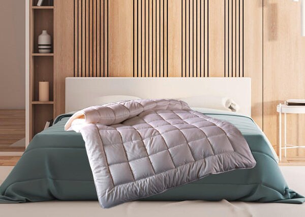 LETNÍ PŘIKRÝVKA, 135/200 cm, hedvábí Billerbeck - Přikrývky, Online Only