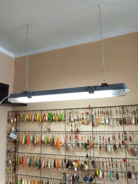 10× Hermetické svítidlo 120 cm - lampa + trubice LED 20× do garáže BERGE