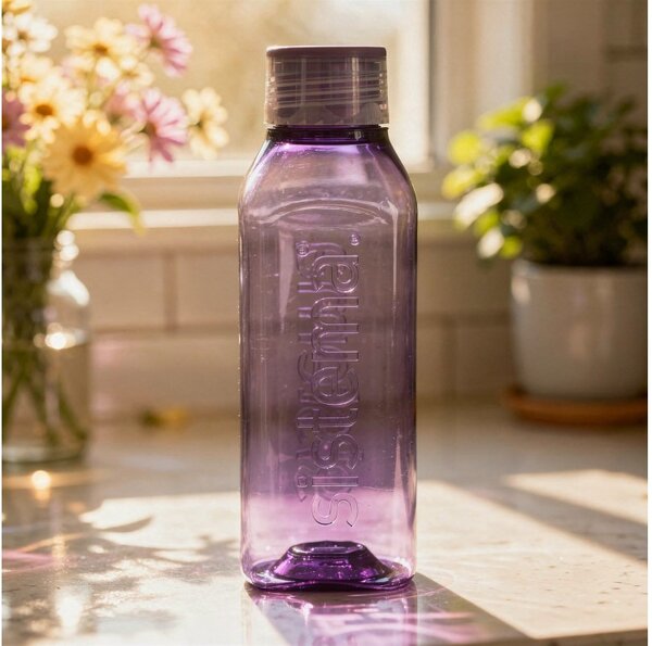 Sistema Hranatá Hranatá láhev se šroubovacím víčkem Hydrate Square 725 ml, fialová