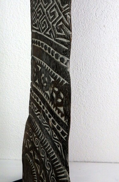 Dekorace/ soška TOTEM TIMOR, tropické dřevo, ruční práce, originál (TRIBAL kousek - Papua )