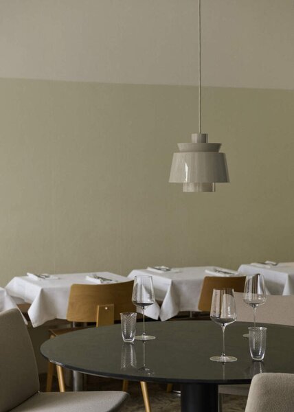 &Tradition Závěsná lampa Utzon JU1, grey beige 133142A209