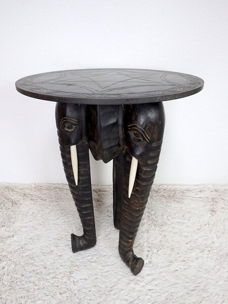 Odkladací stolek kulatý černý, dřevo - 3 ELEPHANTS, ruční práce, Indonésie