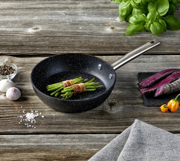PÁNEV NA SMAŽENÍ nepřilnavý povrch Greblon® 20 cm Homeware Profession