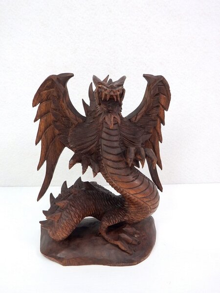 Soška DRAGON , ruční práce, exotické dřevo