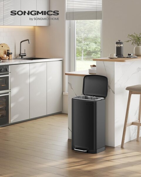 SONGMICS Odpadkový koš s víkem IRIS 30 l černý II