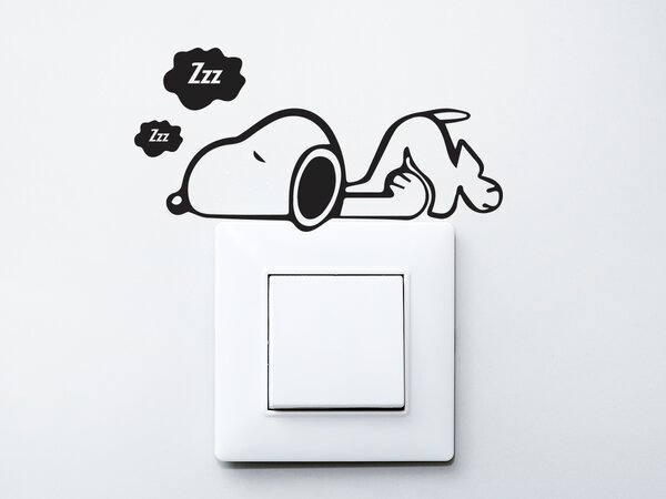 Snoopy na vypínač samolepka na zeď 30 x 15 cm