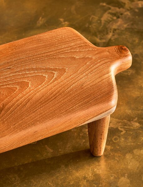 Servírovací prkénko na nožkách Teak Wood 45 cm