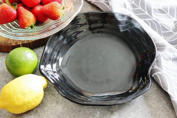 BDK-GLASS Skleněná miska VELO - tmavě šedá, prům. 23cm