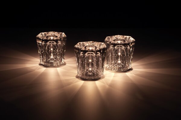 Ambientec Xtal, bateriová lampička z křišťálového skla, LED 2000K dotykové stmívání, Ø8x8,2cm, IP66