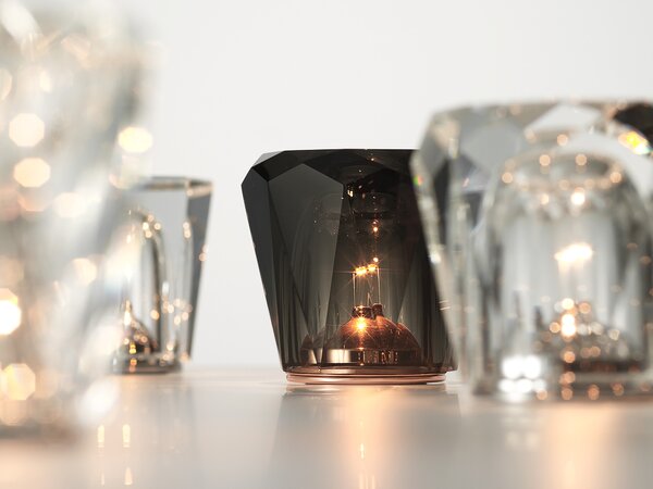 Ambientec Xtal Acrux Dark Grey, bateriová lampička z tmavě šedého skla, LED 2000K dotykové stmívání, Ø8,7x8,2cm, IP66