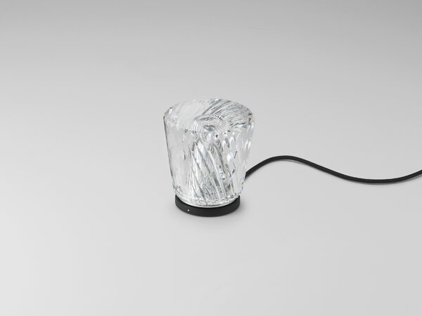 Ambientec Xtal, bateriová lampička z křišťálového skla, LED 2000K dotykové stmívání, Ø8,7x8,2cm, IP66