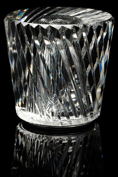 Ambientec Xtal, bateriová lampička z křišťálového skla, LED 2000K dotykové stmívání, Ø8,7x8,2cm, IP66