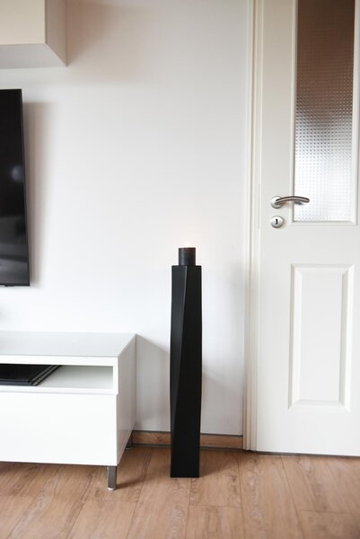 Vysoká váza HYDRON, sklolaminát, výška 80 cm, černá