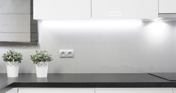 Ecolite TL2016-70SMD - LED Podlinkové svítidlo LED/15W/230V
