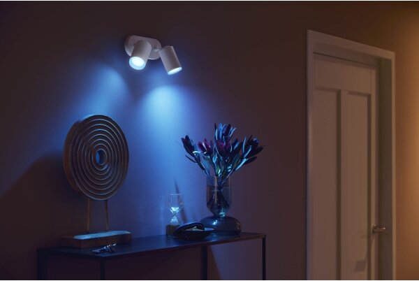 Philips 50632/31/P7 - LED RGBW Bodové svítidlo Hue FUGATO 2xGU10/5,7W/230V