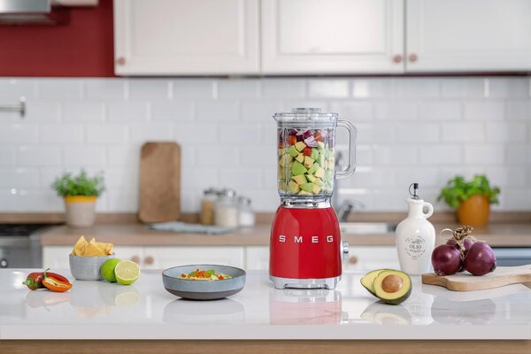 Smeg BLF03CREU Mixér 50's Style II krémový