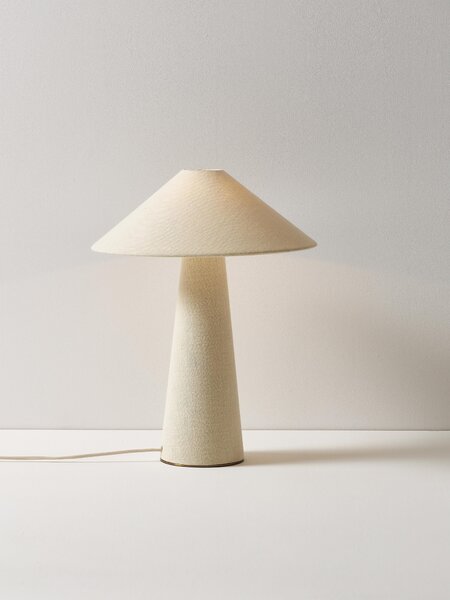 Velká stolní lampa ze lnu Ilena