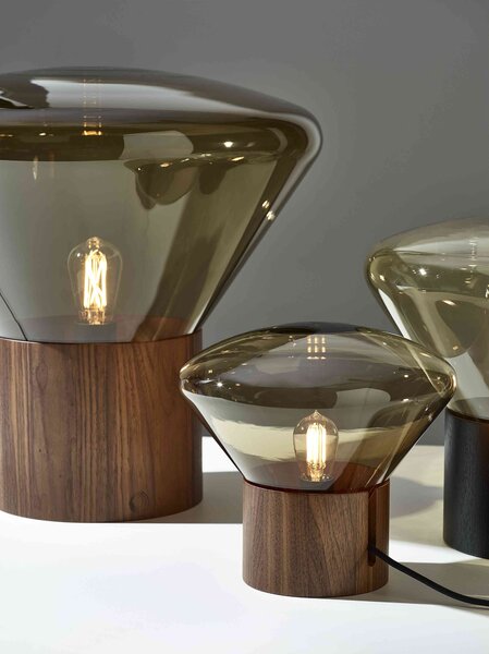 Designová lampa Brokis Muffins Wood PC849, 1xE27 Barva skla: Šedá kouřová - transparentní sklo, Podstava: dub evropský - surový