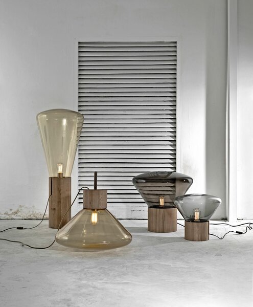 Designová lampa Brokis Muffins Wood 04 PC853, 1xE27 Barva skla: Šedá kouřová - transparentní sklo, Podstava: dub evropský - surový